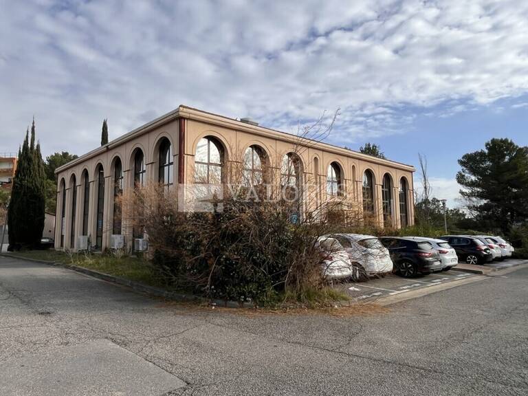 BUREAUX à LOUER — photo 1