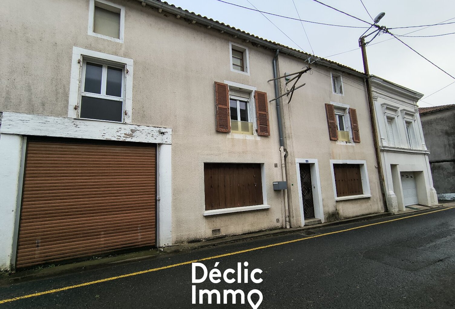 Demeure de caractère au cur de Thénezay — photo 1