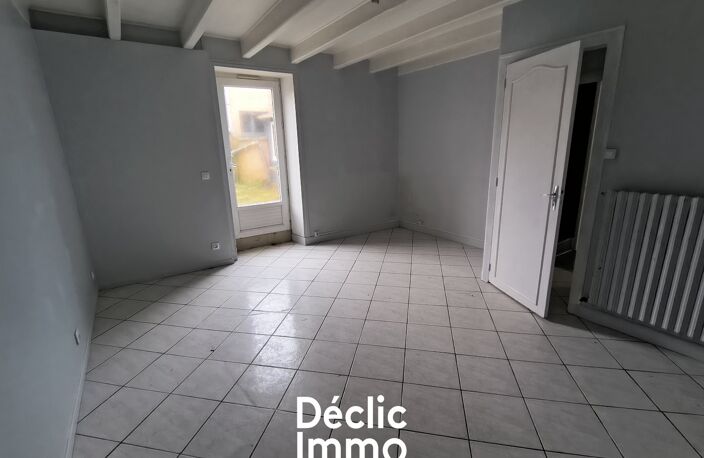 Demeure de caractère au cur de Thénezay — photo 4