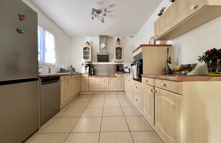 13400 AUBAGNE - La Perussonne Villa plain pied T4 avec pisci — photo 4
