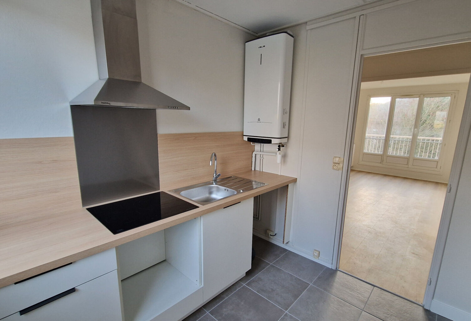 F3 RENOVE CHAUFFAGE COMPRIS - ROUEN LIMITE DEVILLE LES ROUEN — photo 1