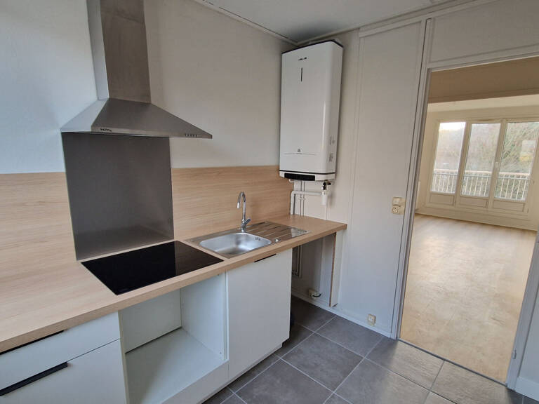 F3 RENOVE CHAUFFAGE COMPRIS - ROUEN LIMITE DEVILLE LES ROUEN — photo 1