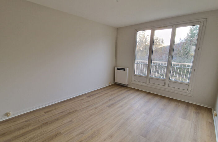 F3 RENOVE CHAUFFAGE COMPRIS - ROUEN LIMITE DEVILLE LES ROUEN — photo 3
