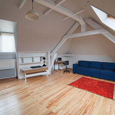 Appartement 1 pièces 325 €