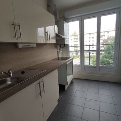 Appartement 3 pièces 699 €