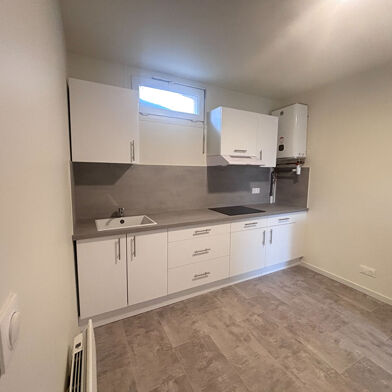 Appartement 1 pièces 860 €