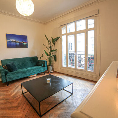 Appartement 3 pièces 940 €