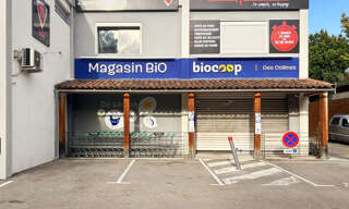 Commerce  360 m² à louer à Marseille 11 (13011)