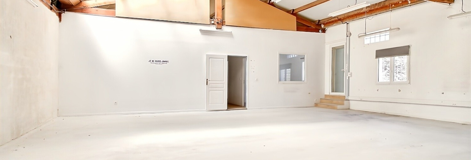 Commerce 3 Pièces 320 m² à louer à Marseille 11 (13011)
