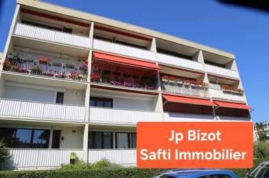Appartement 4 pièces 220000 €