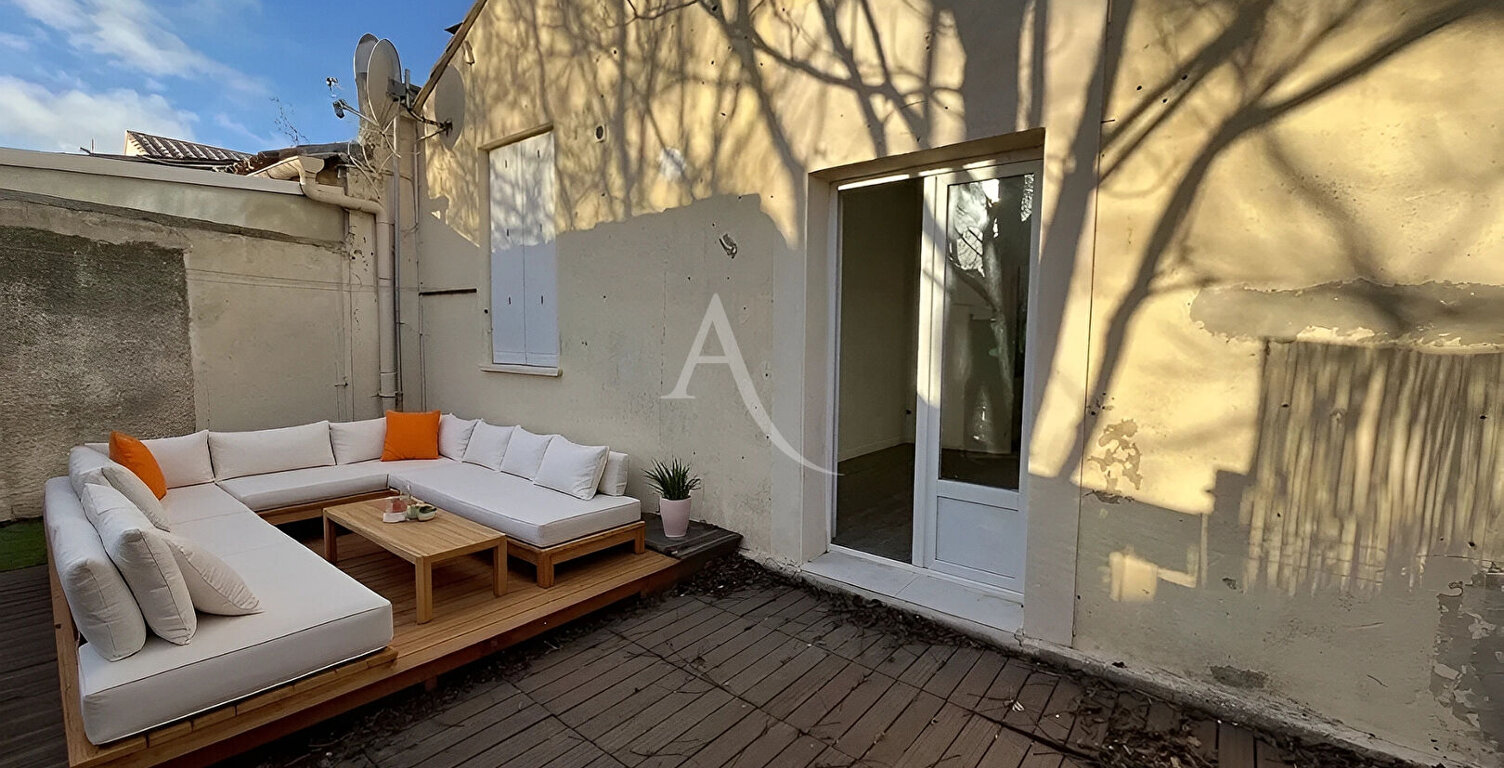Ensemble immobilier avec 2 villas PLAIN PIED 34110 FRONTIGNAN — photo 1