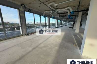 Bureau  10001400 €