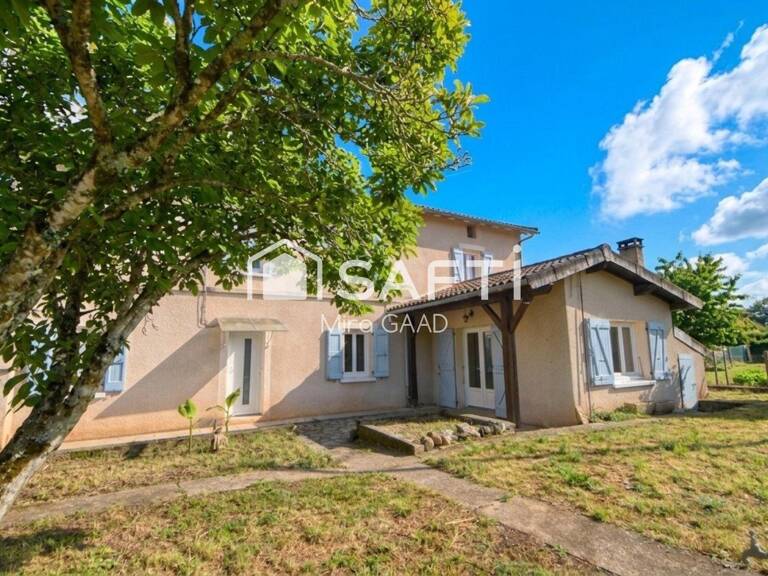 Maison rénovée T5 sur 2600m2 de terrain et dépendances NÉGOCIABLE — photo 1