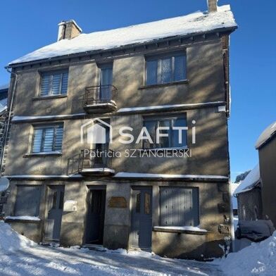 Immeuble  209000 €