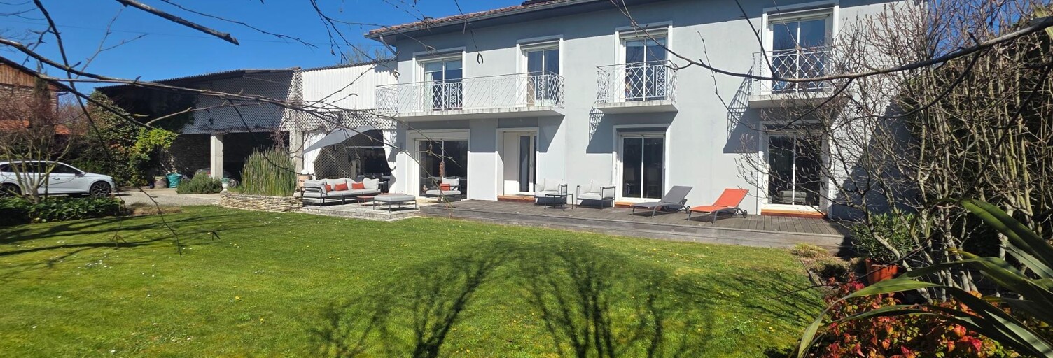 Maison 5 Pièces 260 m² à vendre à Bordes-de-Rivière (31210)