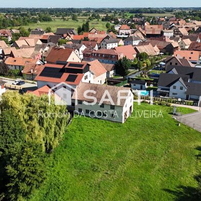 Appartement 4 pièces 351770 €