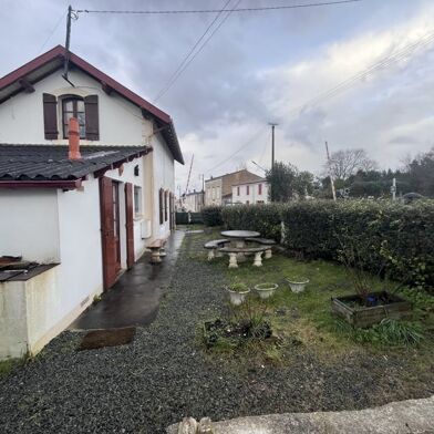 Maison 3 pièces 77420 €