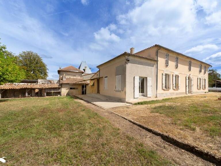 Maison 7 pièces 241 m² — photo 1