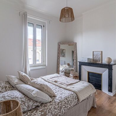 Appartement 3 pièces 317700 €