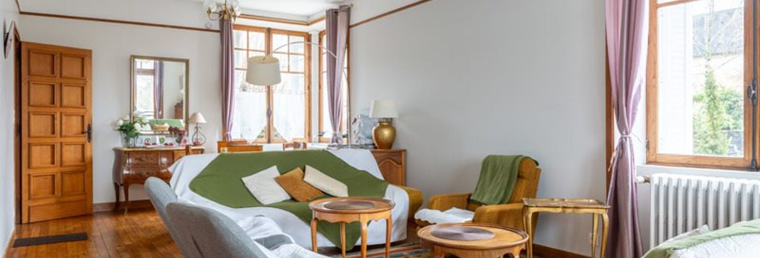 Maison 10 Pièces 300 m² à vendre à Uzerche (19140)