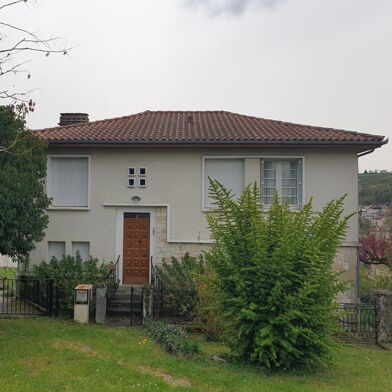 Maison 5 pièces 150500 €