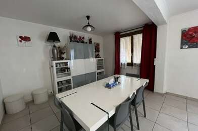 Appartement 4 pièces 228900 €