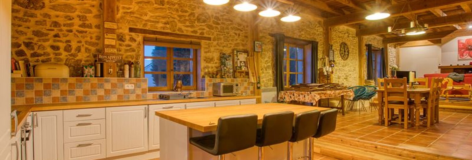 Maison 7 Pièces 180 m² à vendre à Sousceyrac-en-Quercy (46190)