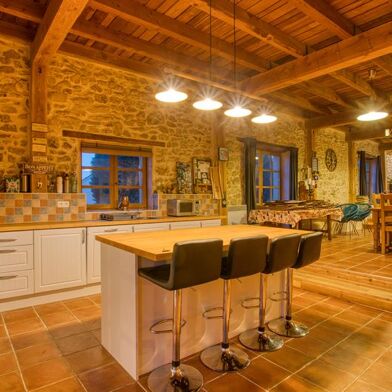 Maison 7 pièces 267648 €