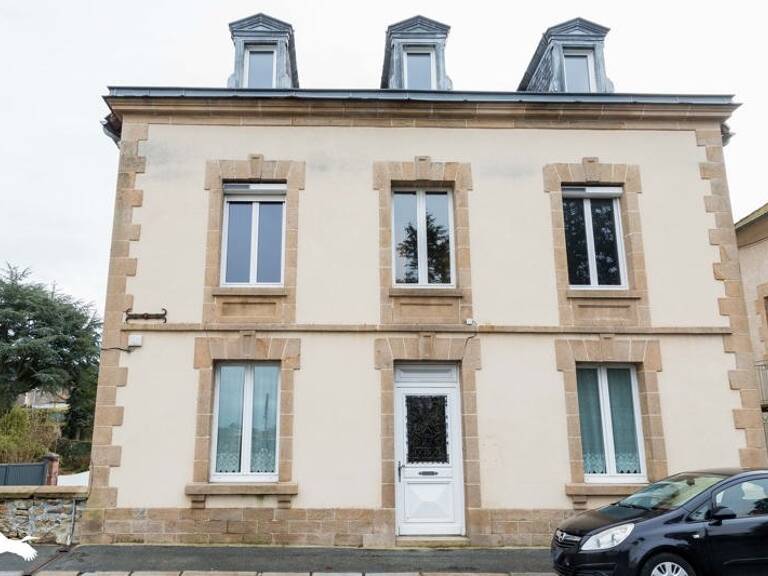 Maison de ville de 6 pièces principales — photo 1