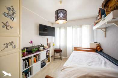 Appartement 5 pièces 164300 €