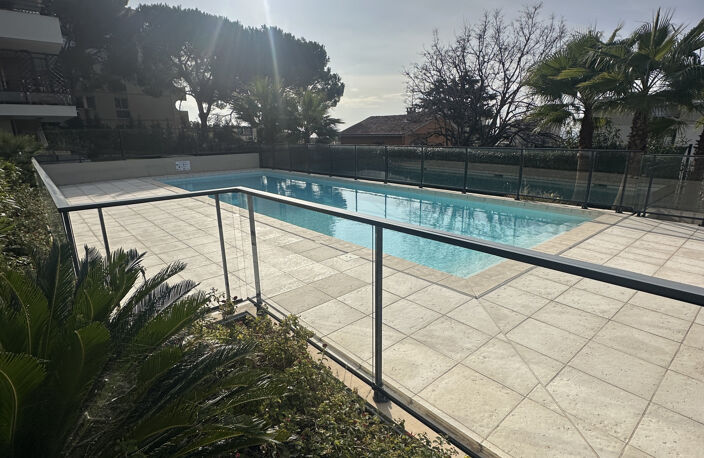APPARTEMENT 1 PIECE 28 m2 NICE 06200 CORNICHE FLEURIE — photo 5