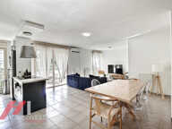 CHARME GARANTI POUR  CE T3/4 AUX TROIS LUCS 13012 — photo 2