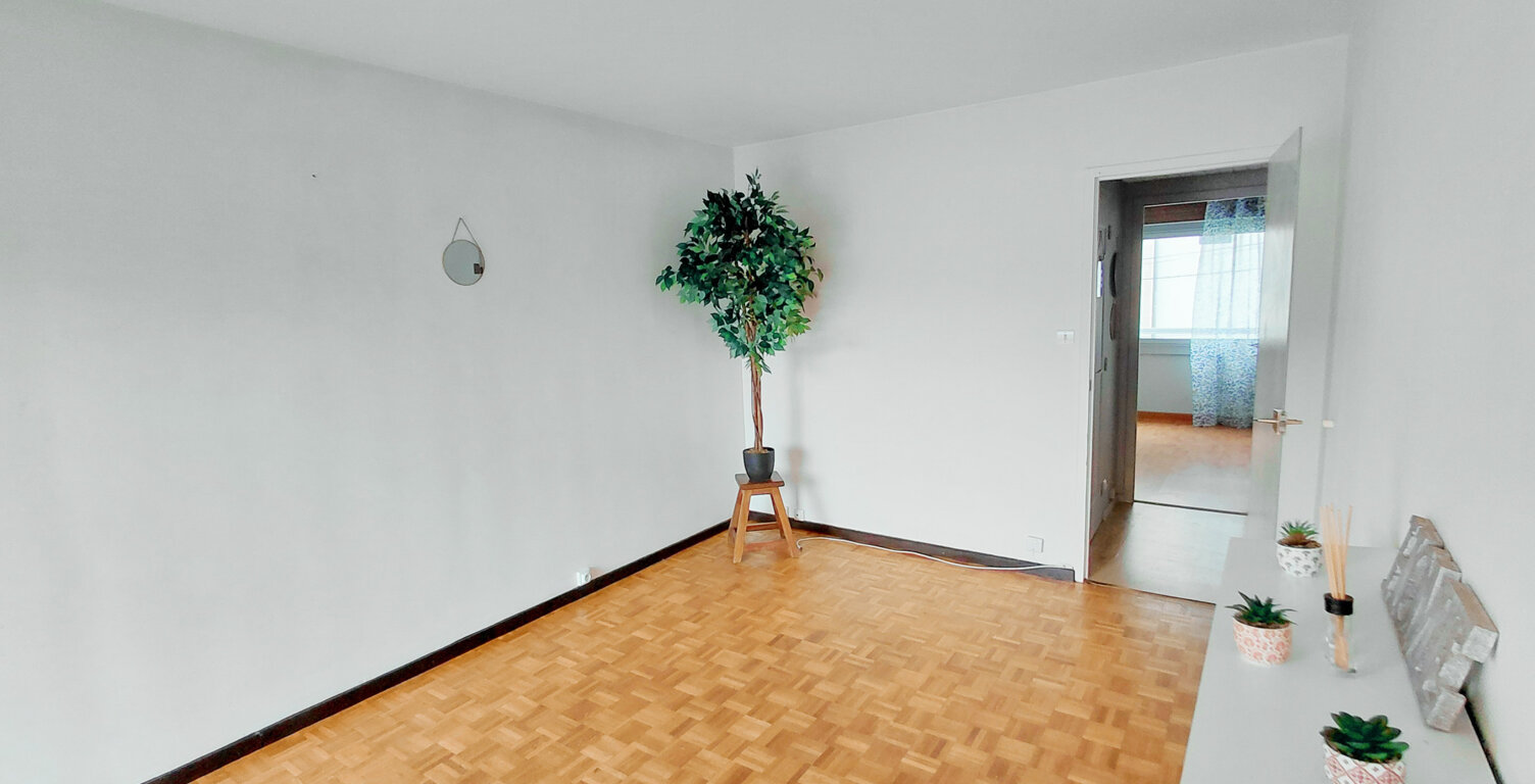 AUBENAS - APPARTEMENT 3 PIECES 66m2 — photo 1