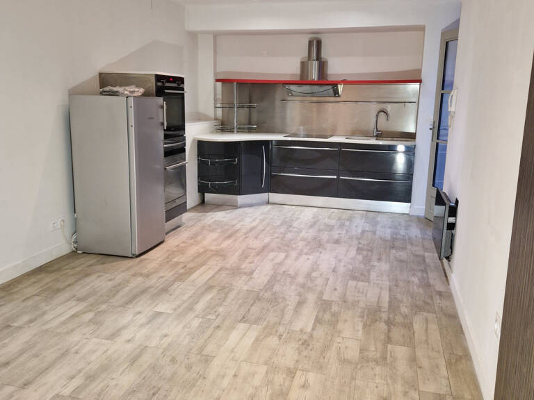 POITIERS, Appartement deux chambres — photo 1