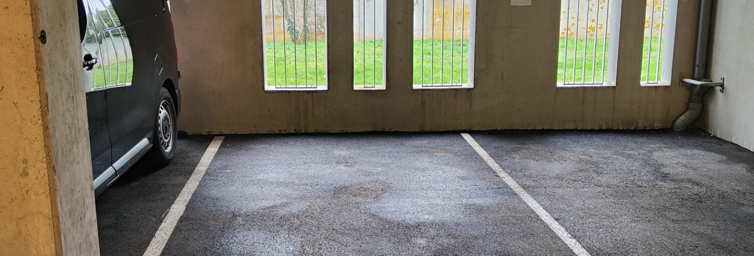 Garage   m² à vendre à Poitiers (86000)