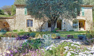 Maison 8 Pièces 255 m² à vendre à Grasse (06130)