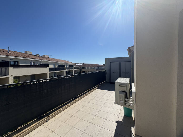 À vendre bel appartement T2 avec grande terrasse — photo 1