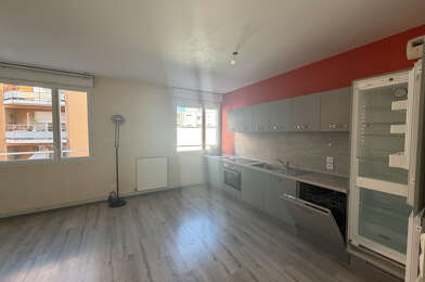 Appartement 4 pièces 1000 €