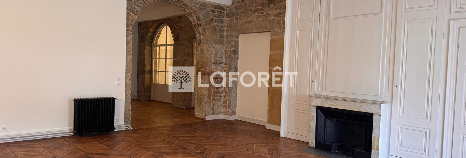 Appartement 4 Pièces 190 m² à louer à Lyon 1 (69001)