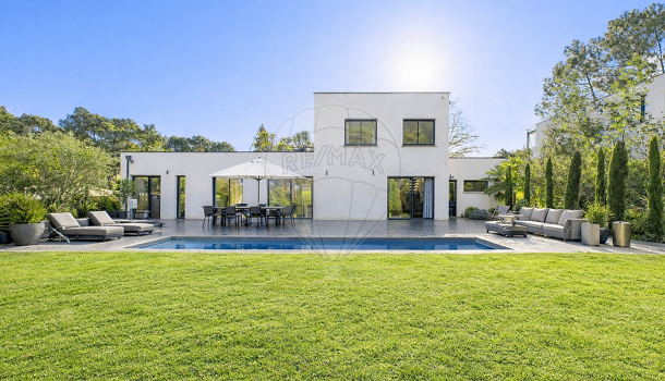 Villa / Maison 7 pièces  à vendre Mathes (Les) 17570