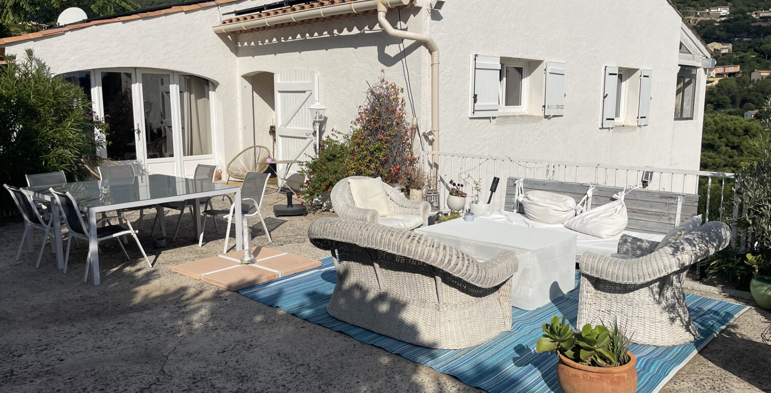 Villa 2 appartements. Piscine. — photo 1