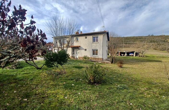 ALBI - Maison T5 avec dépandances et T3 — photo 3