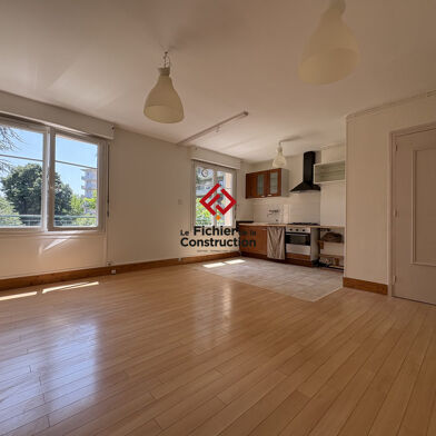 Appartement 2 pièces 703 €