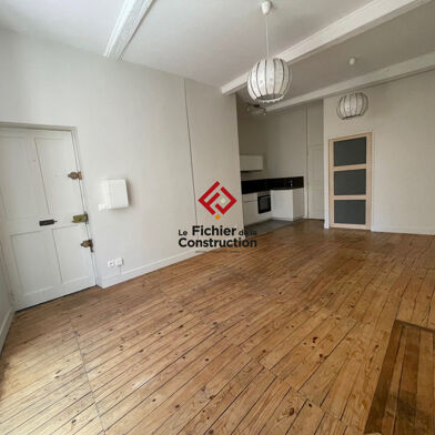 Appartement 2 pièces 726 €