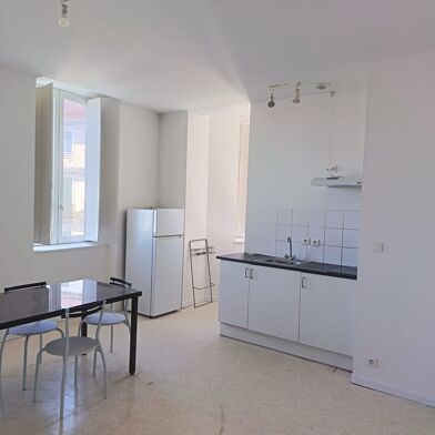 Appartement 3 pièces 600 €