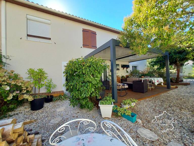 Maison, 4 chambres avec jardin — photo 1