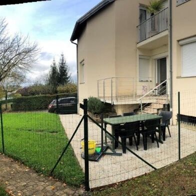 Appartement 4 pièces 823 €