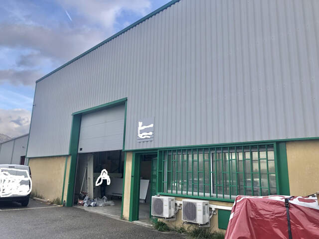 Local/bureau à louer GEMENOS (13) — photo du bien