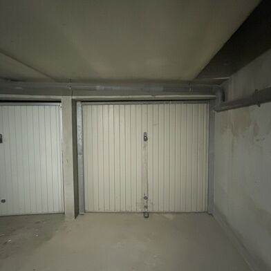 Garage  25000 €