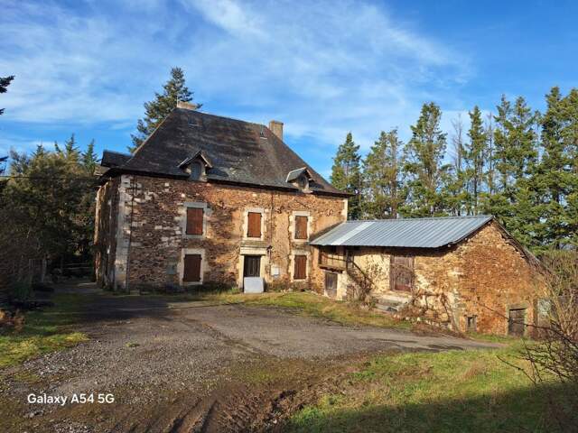 Maison bâtiments terres — photo du bien